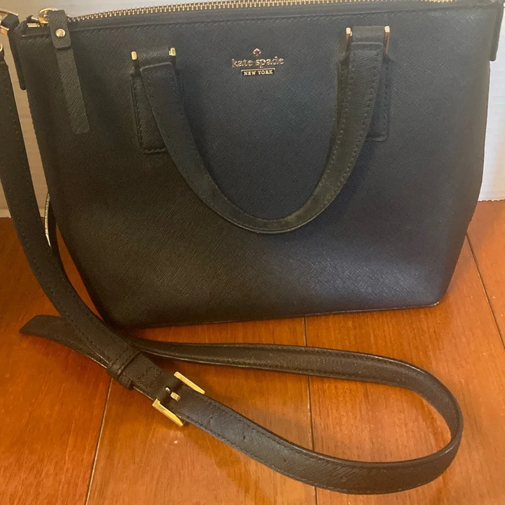 Kate Spade black Cameron Street Lucie crossbody bag purse adjustable strap